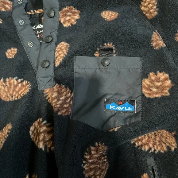 Kavu Pinecone Pattern Zip-Up Sweater - Black and Brown - Picture 3 of 3
